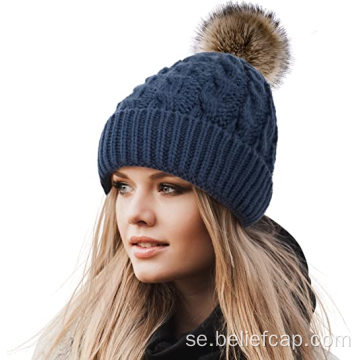 Tro hat logotyp oem stickad pom pom hatt